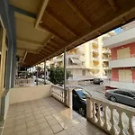 Ground Floor Comfort - Spacious & Modern Apartament Orikum