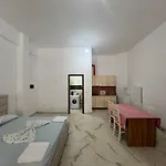 Ground Floor Comfort - Spacious & Modern *
