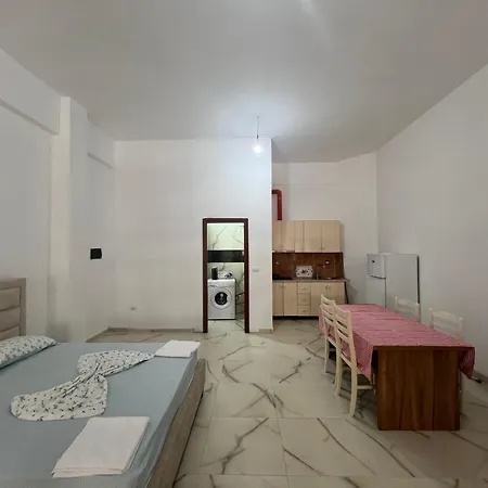 Ground Floor Comfort - Spacious & Modern *