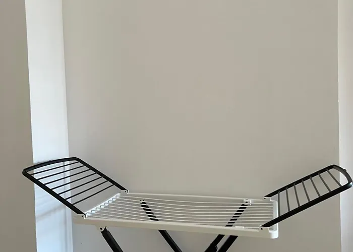 Ground Floor Comfort - Spacious & Modern Appartamento