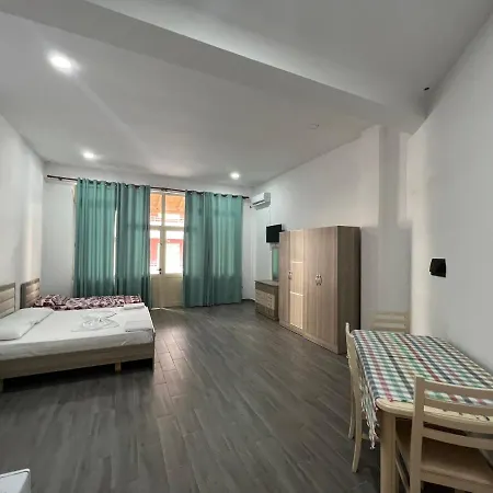 Ground Floor Comfort - Spacious & Modern *