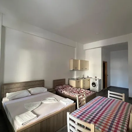 Ground Floor Comfort - Spacious & Modern Orikum