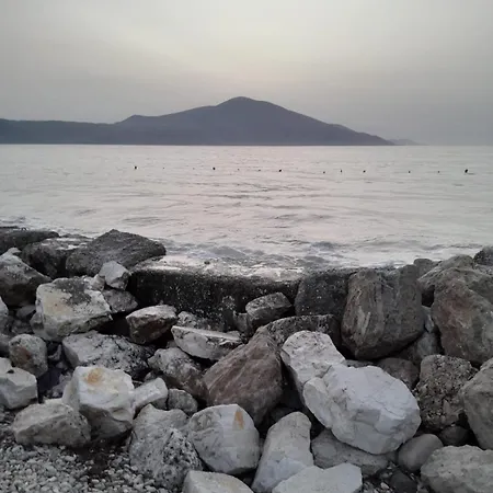 Ground Floor Comfort - Spacious & Modern * Orikum