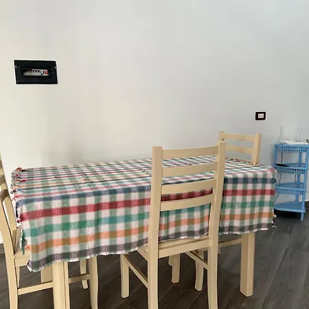 Ground Floor Comfort - Spacious & Modern *
