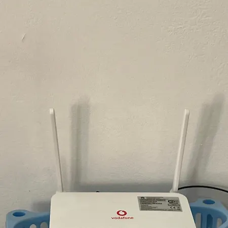 Ground Floor Comfort - Spacious & Modern Διαμέρισμα *