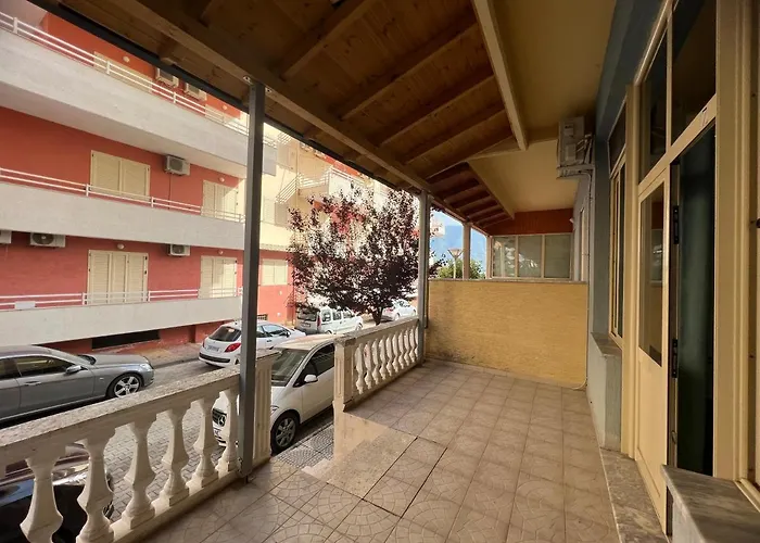Appartamento Ground Floor Comfort - Spacious & Modern *