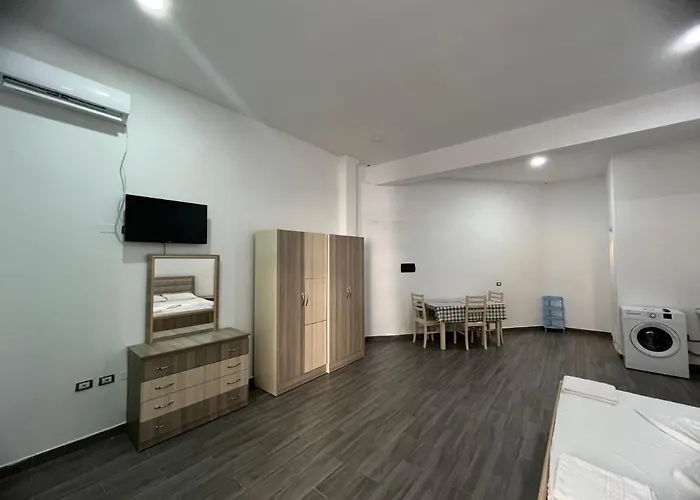 Appartamento Ground Floor Comfort - Spacious & Modern Orikum