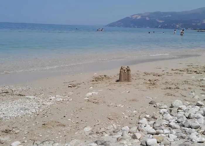 Ground Floor Comfort - Spacious & Modern Orikum