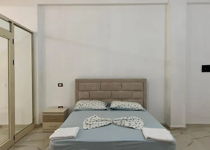 Appartamento Ground Floor Comfort - Spacious & Modern Orikum