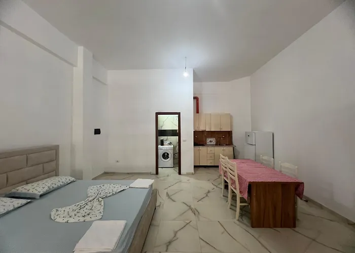 Ground Floor Comfort - Spacious & Modern *