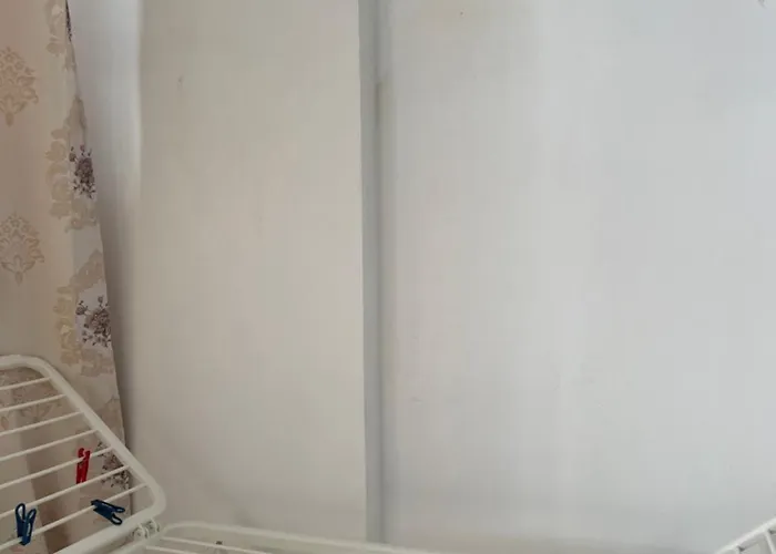 Ground Floor Comfort - Spacious & Modern * Orikum